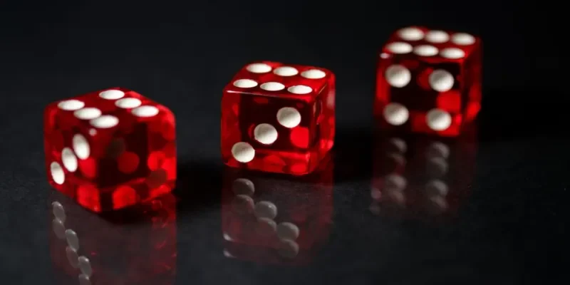 Sử dụng phân tích thống kê và dữ liệu lịch sử